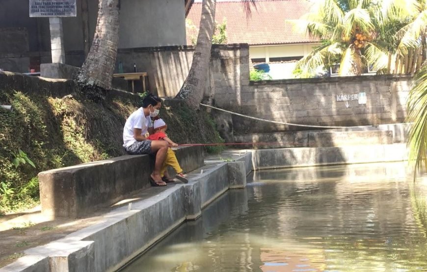 Gianyar :Fishing to fresh water day tour