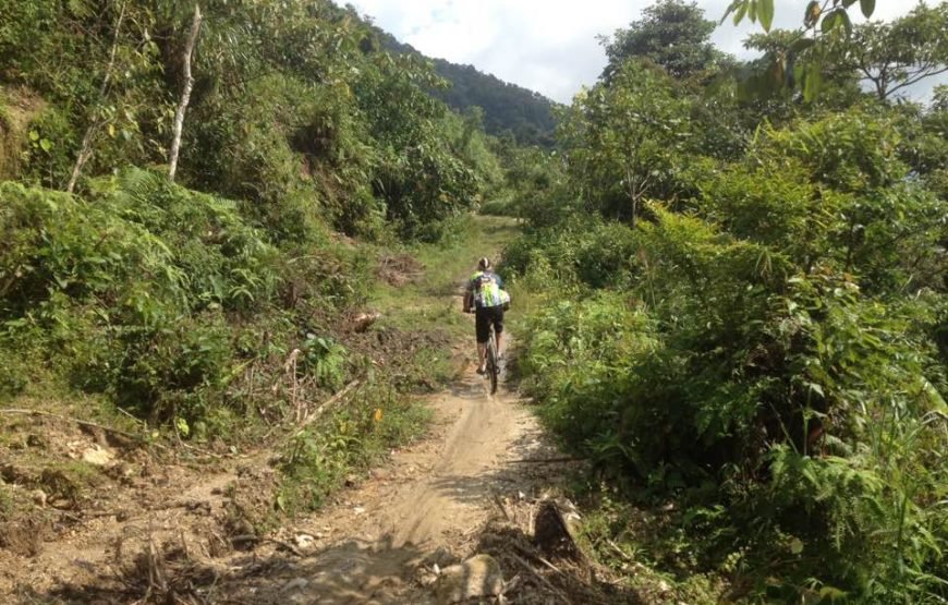 Cycling the Border Belt Cao Bang Tour – 4 Days