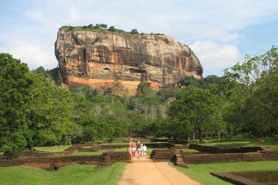 Sigiriya One Day Tour