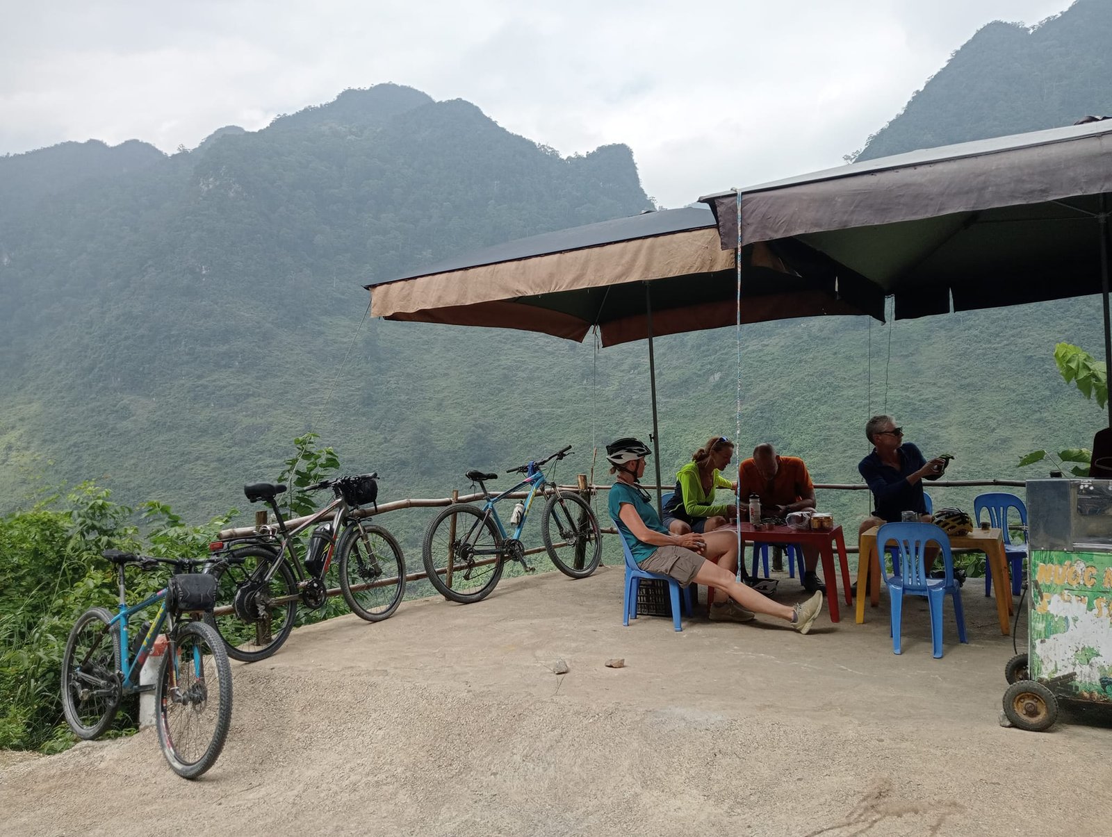 Day 2: Cao Bang Cycling – Pac Po – Tra Linh  