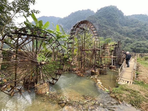 Day 1: Hanoi – Hoa Binh.