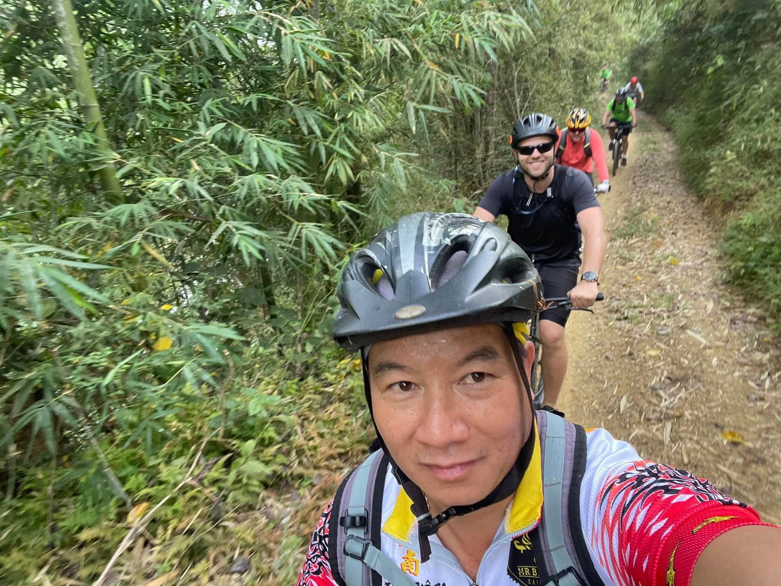 Day 2: Hoa Binh – Mai Chau.