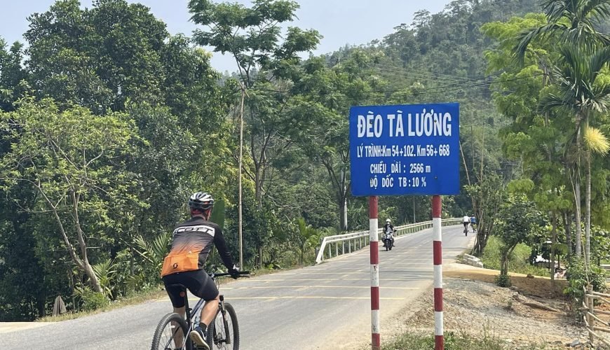 Vietnam Northwest Cycling Adventure Tour 12 Days