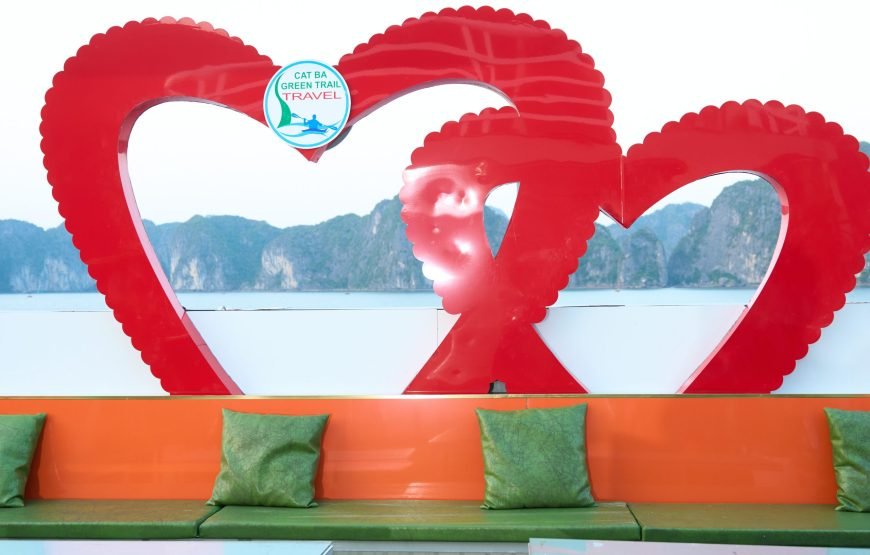 Cat Ba Island: Full-day Cruise to Lan Ha bay and Ha Long Bay