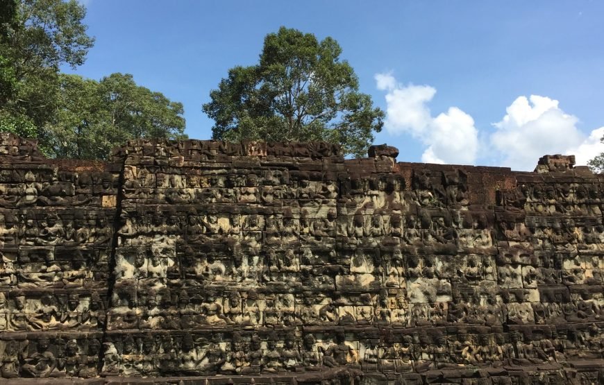 Joining Group Trip To Angkor Wat, Angkor Thom With Sunrise