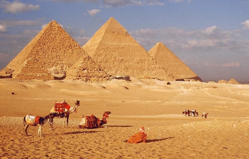 Cairo: Full-Day Guided Tour to Giza Pyramids, Saqqara and Memphis with lunch