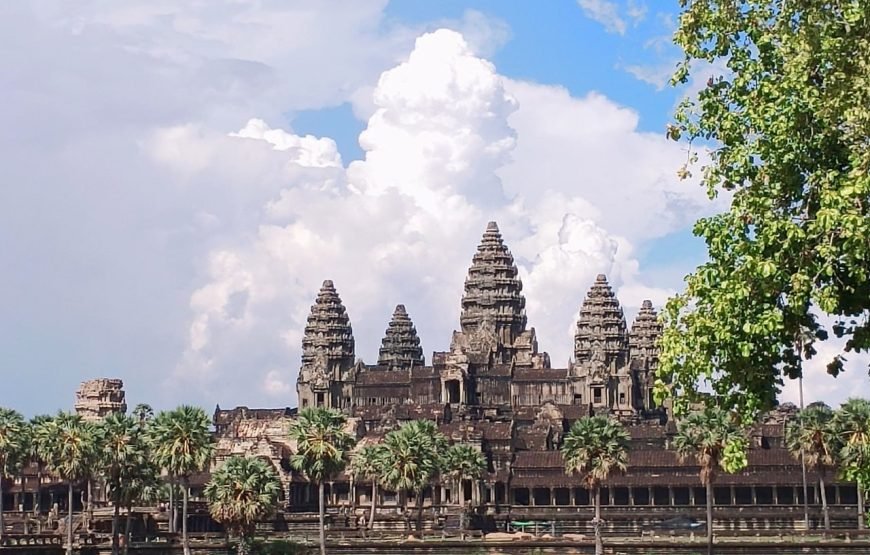 Joining Group Trip To Angkor Wat, Angkor Thom With Sunrise