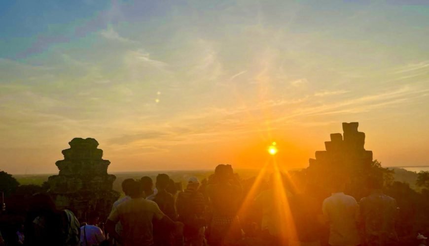 One Day Shared Trip To Angkor Temples With Sunset