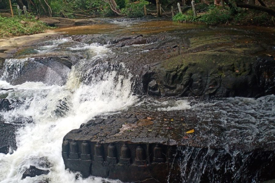 One Day Private Trip to Kbal Spean, Banteay Srei and Banteay Samre