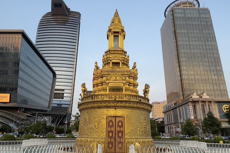 Phnom Penh City Highlights Tour: History, Culture & Sunset Cruise