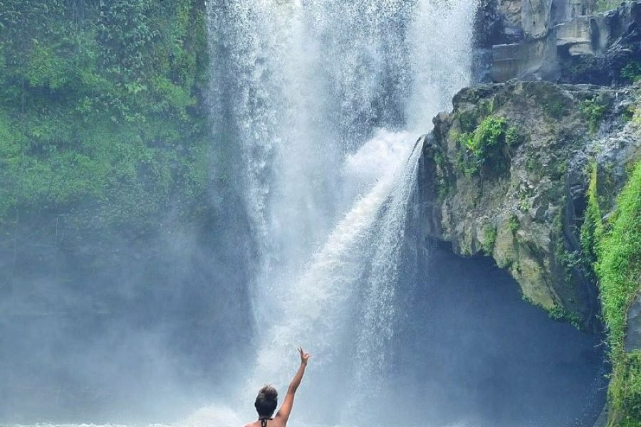 Explore Hidden Waterfalls of Paradise Island