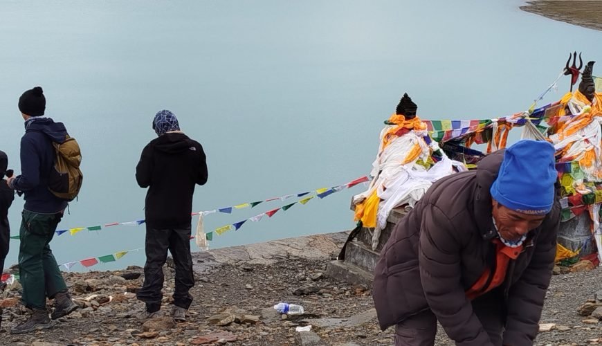 Annapurna Circuit with Tilicho Lake and Poon Hill