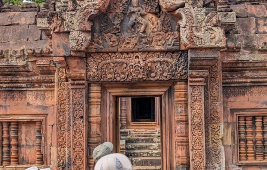 Full-Day Banteay Srei & 4 Temples Join-in Tour