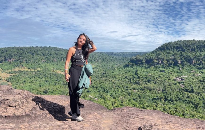 Phnom Kulen Waterfall & 1000 Lingas Shared Tour