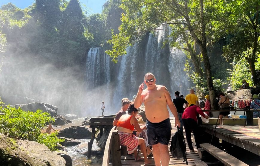 Phnom Kulen Waterfall & 1000 Lingas Shared Tour