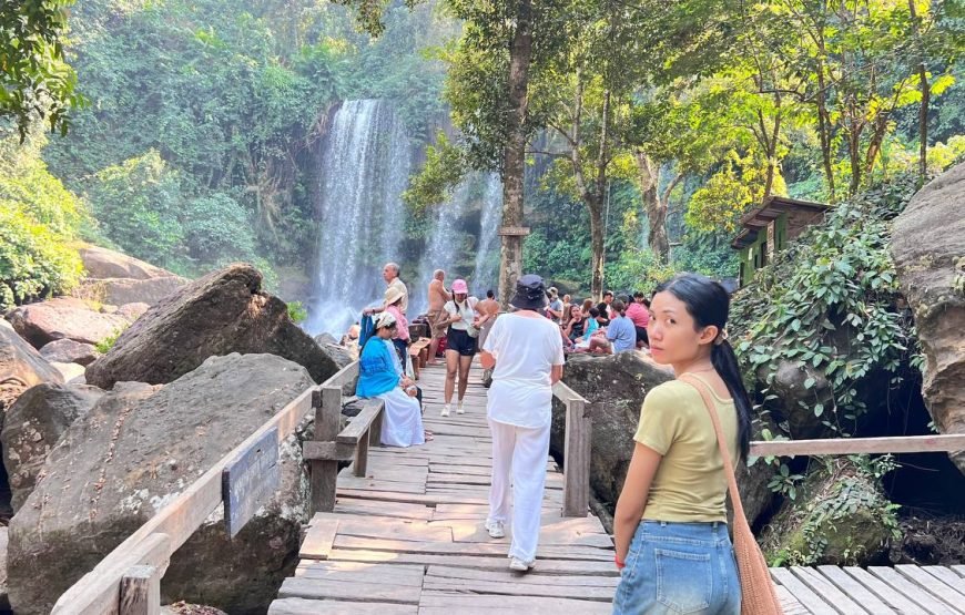 Phnom Kulen Waterfall & 1000 Lingas Shared Tour