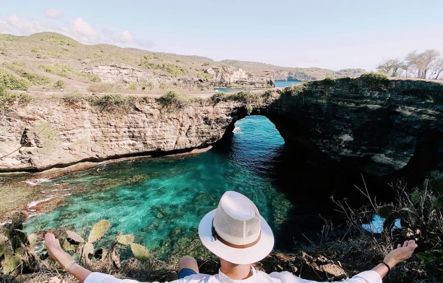 Nusa Penida Journey: Cliffs, Beaches & Crystal Waters