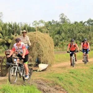 EXPERIENCES MEKONG BY BIKES, BOAT AND KAYAKS