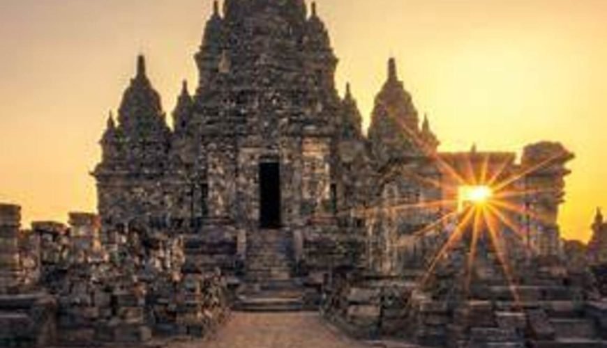 Yogyakarta: Borobudur & Prambanan Temple Tour Transportation