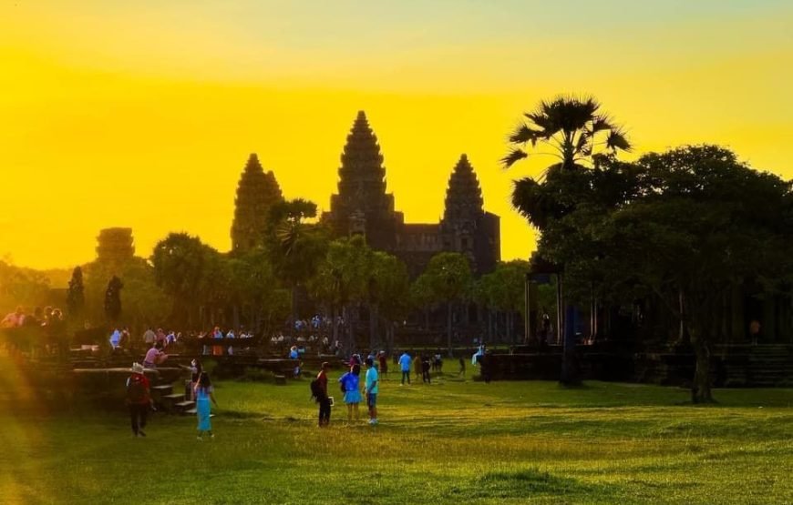 2-Day Angkor Sunrise, Sunset & Temple Explorer