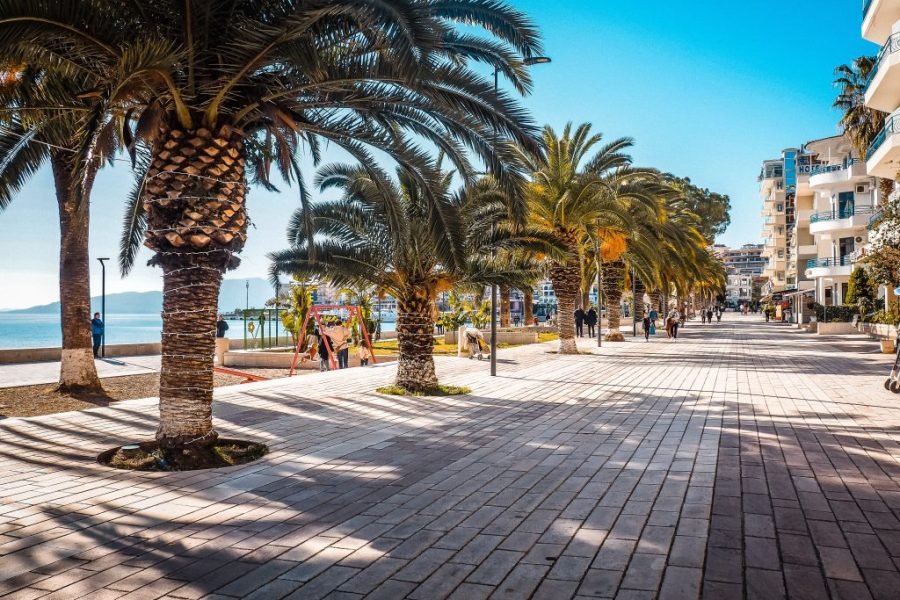 Explore Saranda: Walking City Tour And The Lekursi Castle