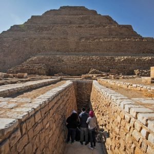 Private Day Tour to Pyramids, Memphis and Sakkara