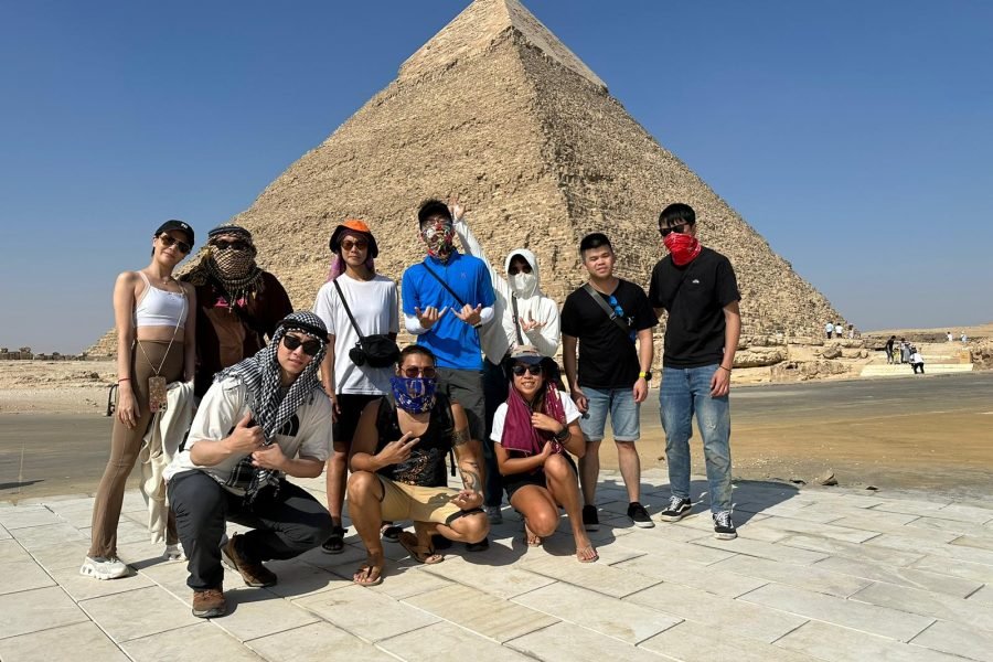 Half-Day Tour: Giza Pyramids, Sphinx & Local Egyptian Crafts