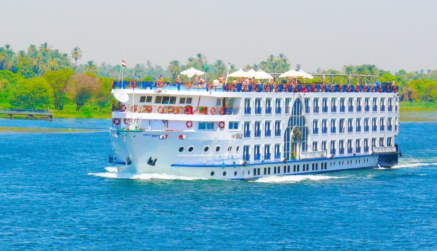 4-Days Nile Cruise from Aswan to Luxor Including Abu Simbel & Hot Air Balloon from Aswan