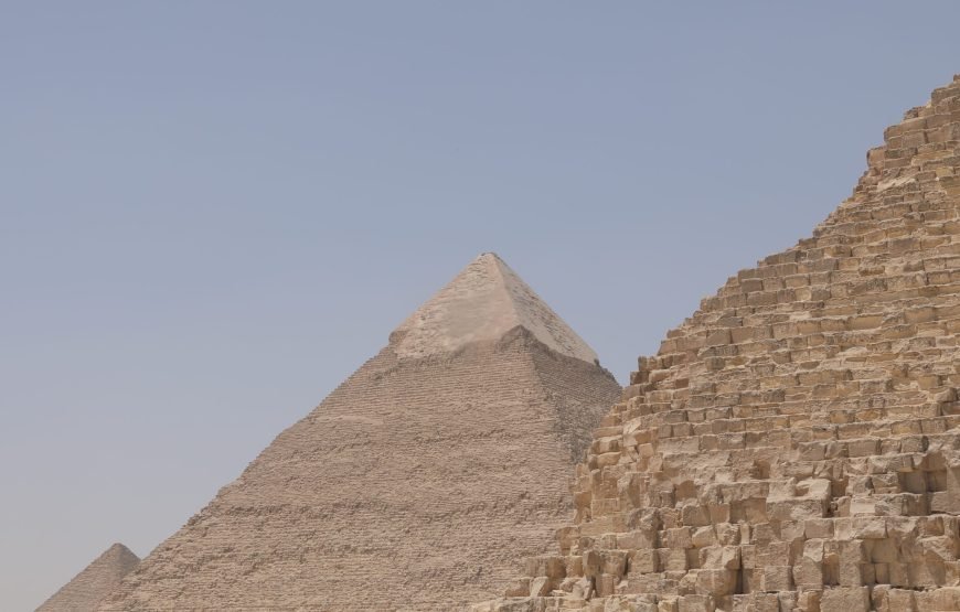 Half-Day Tour: Giza Pyramids, Sphinx & Local Egyptian Crafts