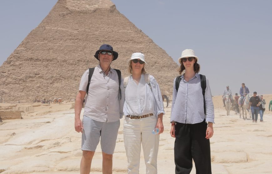 Half-Day Tour: Giza Pyramids, Sphinx & Local Egyptian Crafts