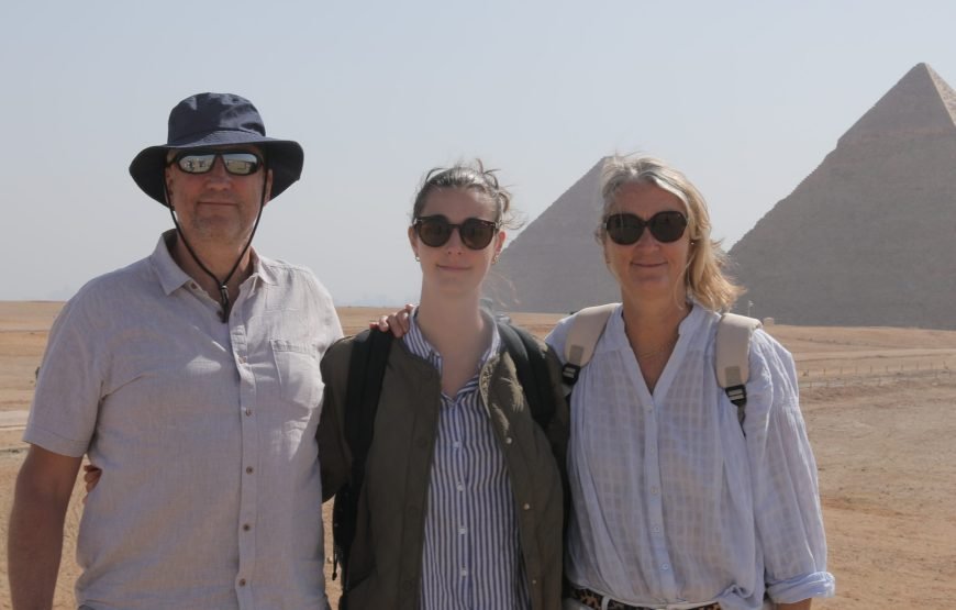 Half-Day Tour: Giza Pyramids, Sphinx & Local Egyptian Crafts