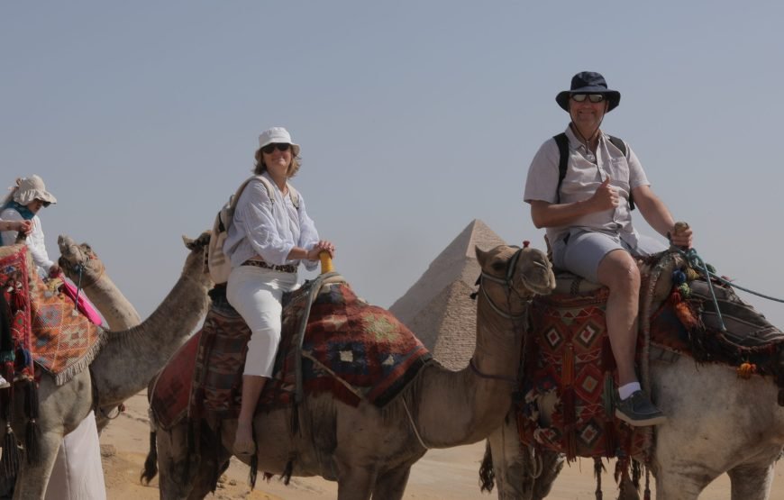 Half-Day Tour: Giza Pyramids, Sphinx & Local Egyptian Crafts