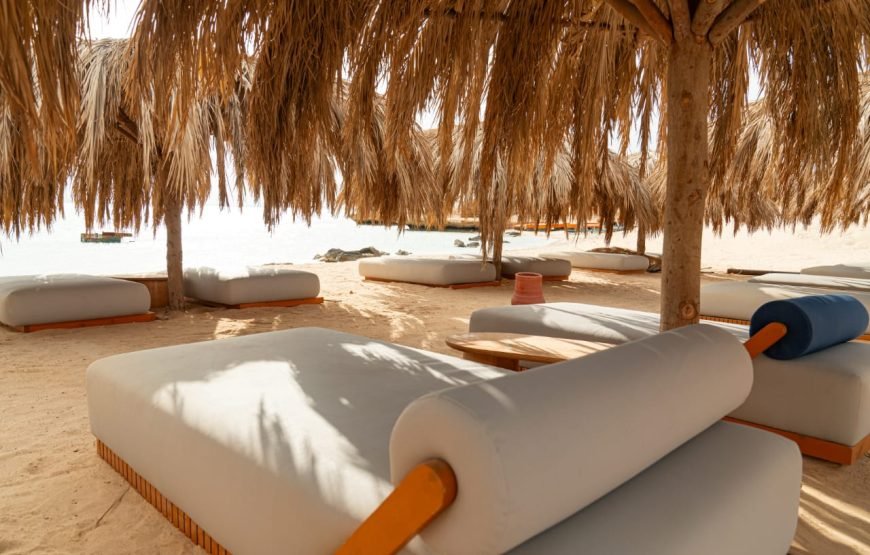 Ozirea Island Day Trip – Paradise in the Red Sea