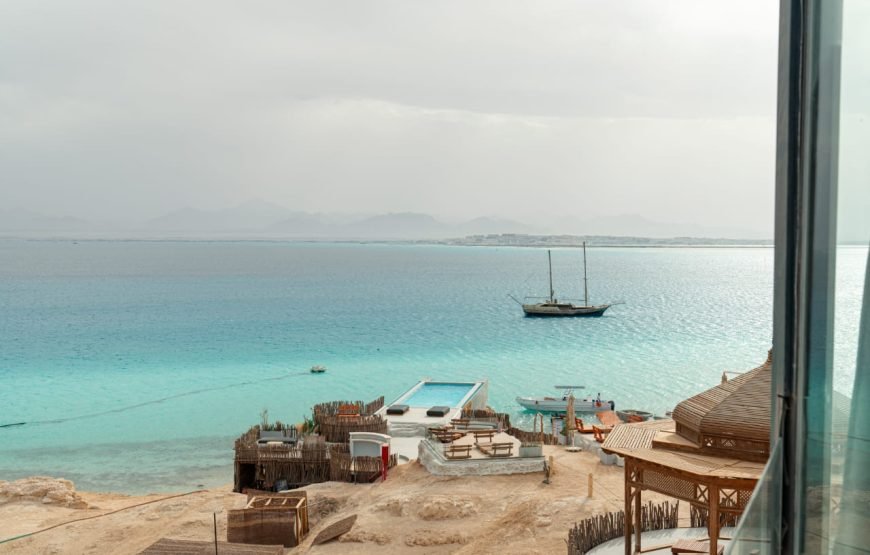 Ozirea Island Day Trip – Paradise in the Red Sea