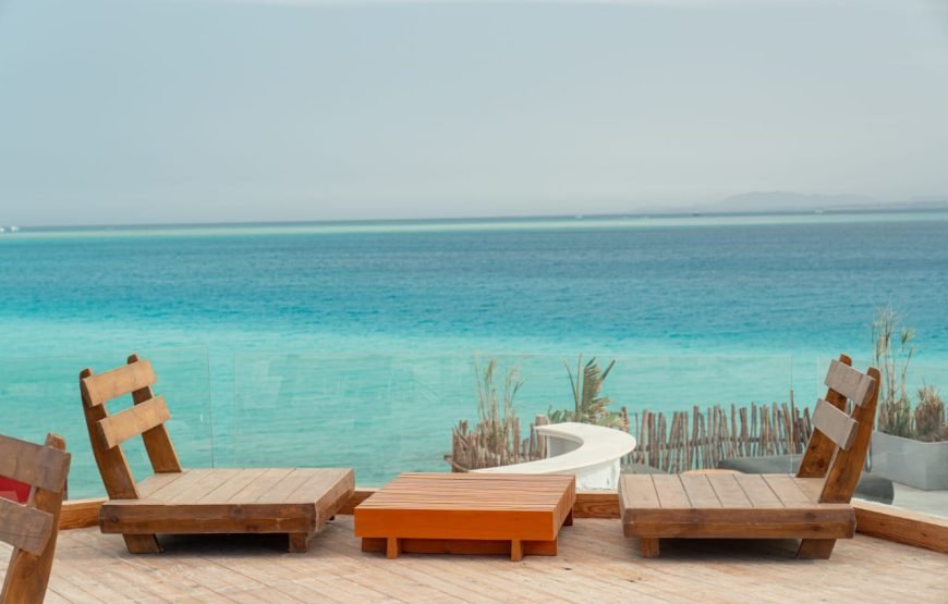 Ozirea Island Day Trip – Paradise in the Red Sea