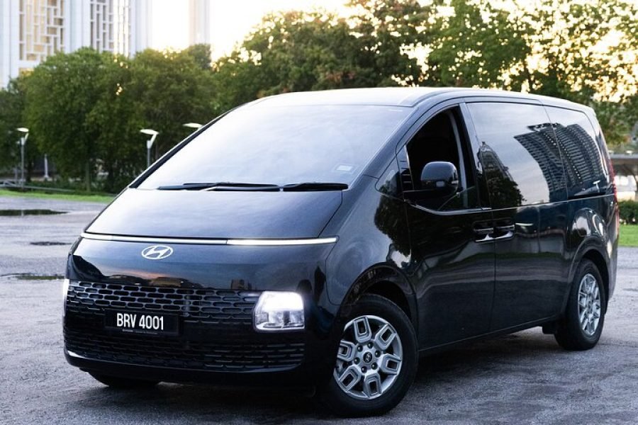 Seamless Luxury Transfers: Connecting You Anywhere in Kuala Lumpur to and from KLIA