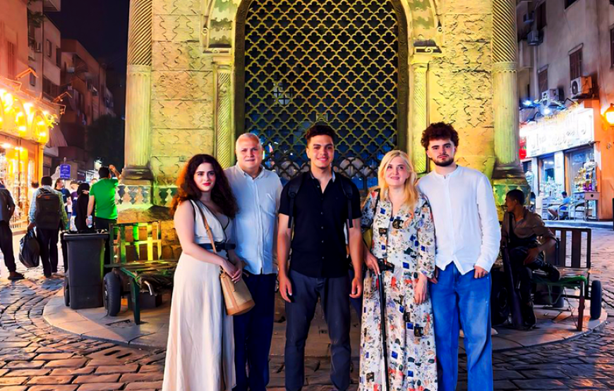 Cairo By Night: Unknown Soldier Memorial, Al-Fishawi Café and Al-Moez Street