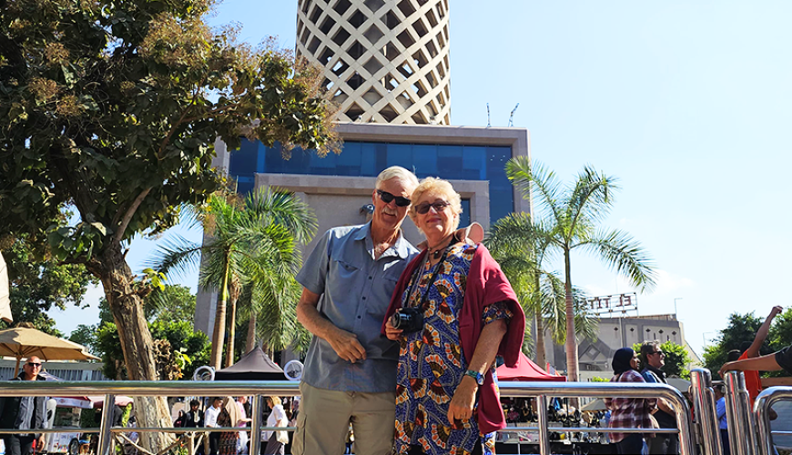 Cairo Day Tour: Historic Mosques, Markets and Dinner at Cairo Tower
