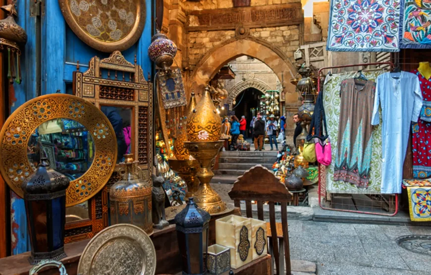 Cairo: Local Markets & Khan el Khalili Private Shopping Tour