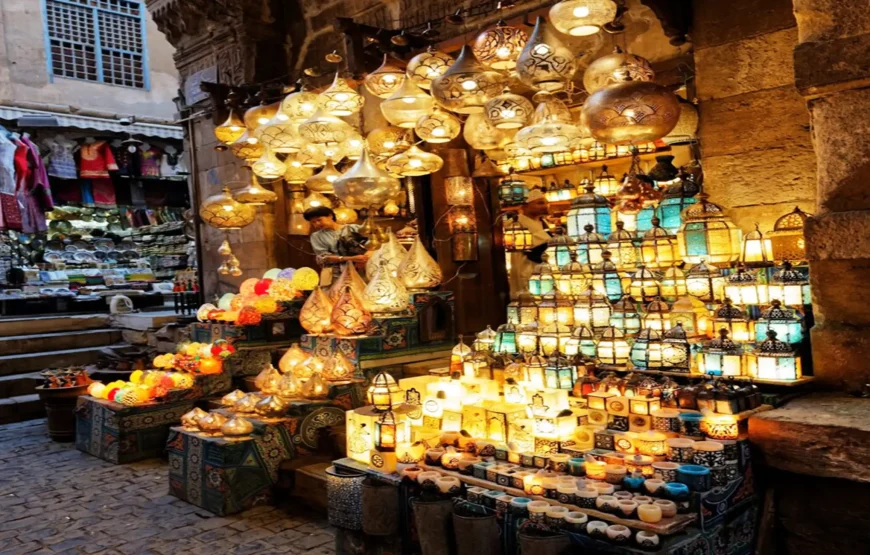 Cairo: Local Markets & Khan el Khalili Private Shopping Tour