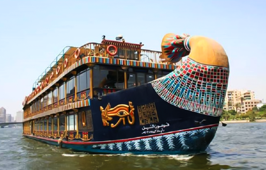 Nile Pharaoh Dinner Cruise: Belly Dance and Tanoura Show