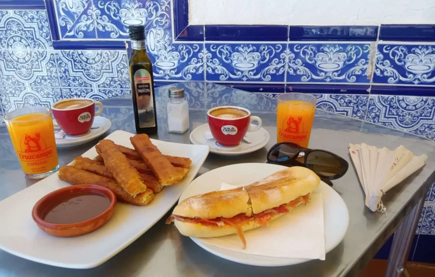 Dynamic Vacation In Sunny Málaga: Cooking Paella Workshop, Hiking and Pickleball (private room)🌄🥘🏓