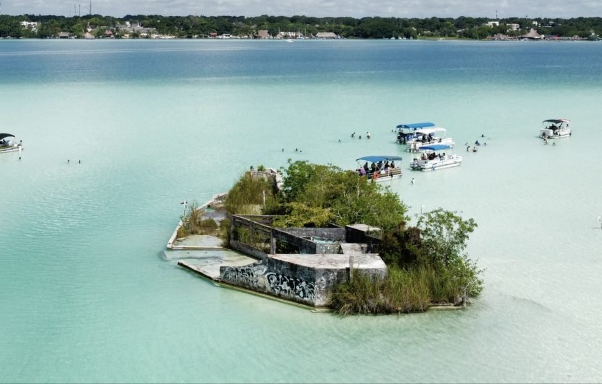 Classic Tour in Bacalar Lagoon