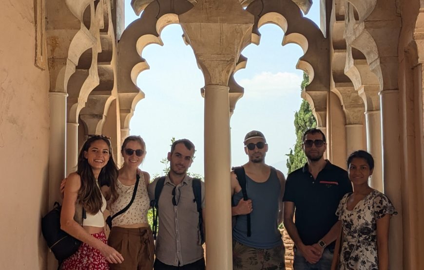 Dynamic Vacation In Sunny Málaga: Cooking Paella Workshop, Hiking and Pickleball (private room)🌄🥘🏓