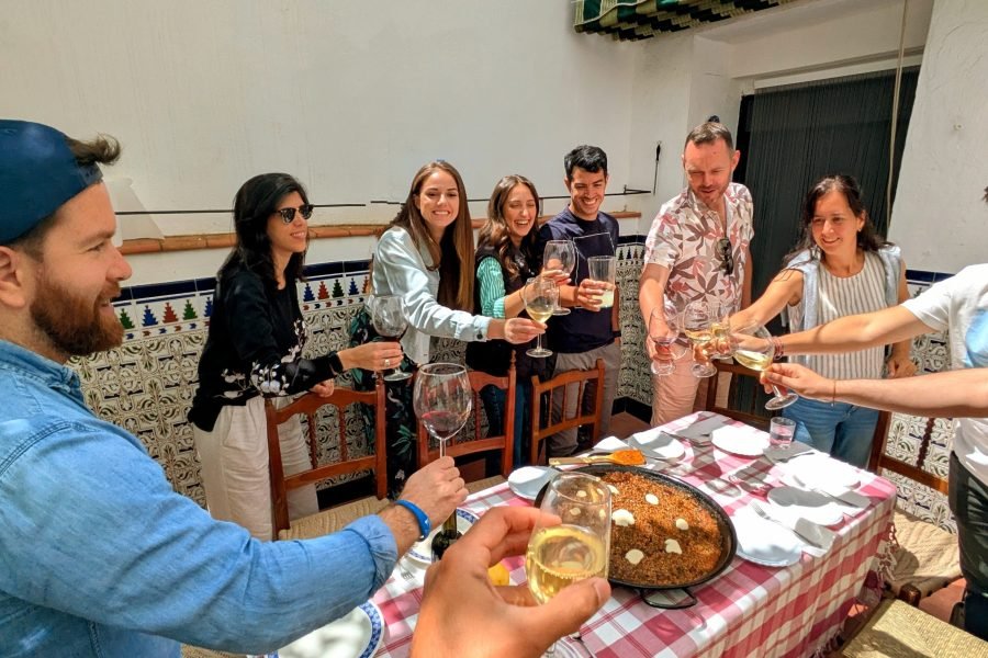 Dynamic Vacation In Sunny Málaga: Cooking Paella Workshop, Hiking and Pickleball (private room)🌄🥘🏓