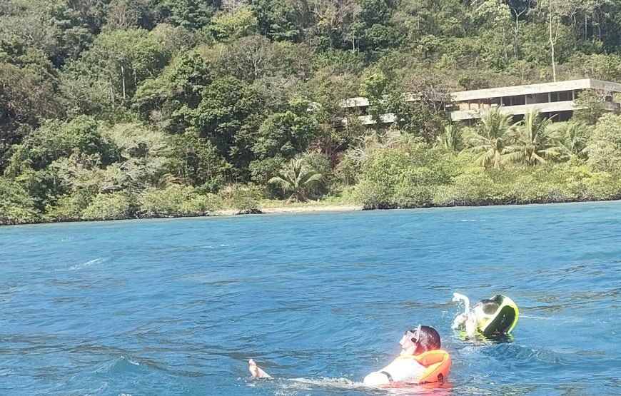 Full-Day City Tour with a Boat Trip to Two Islands