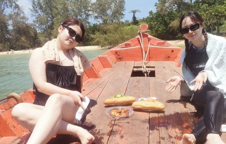 Full-Day City Tour with a Boat Trip to Two Islands