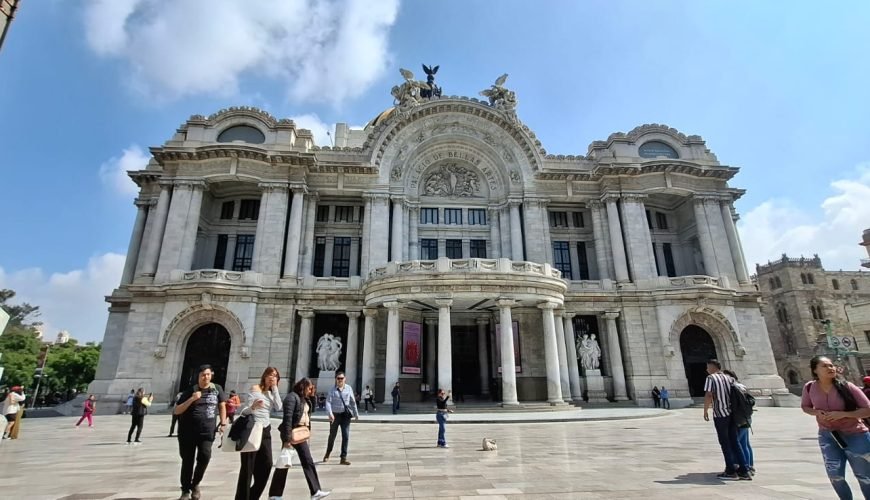 Step into History: Walking Tour of Centro Histórico