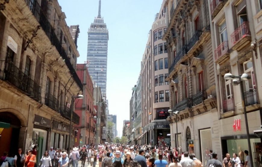 Step into History: Walking Tour of Centro Histórico