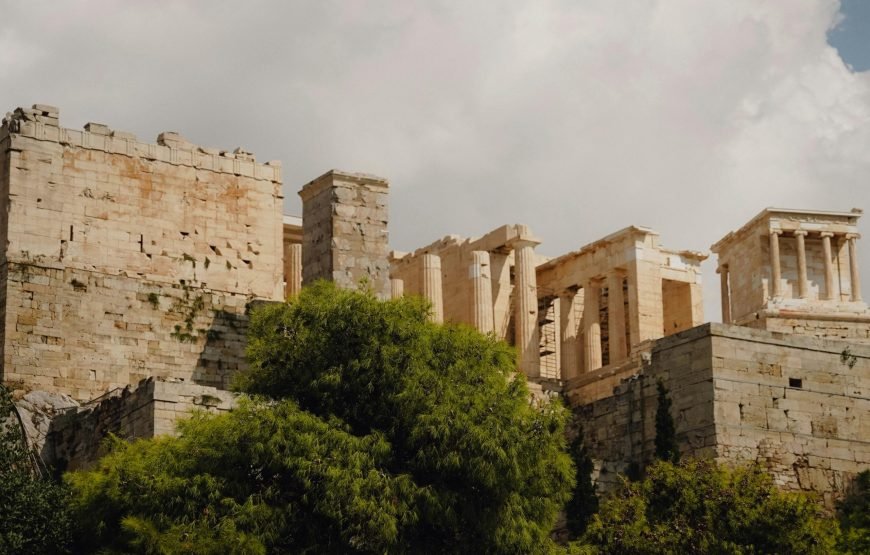 Essence of Athens – A Comfortable City Tour